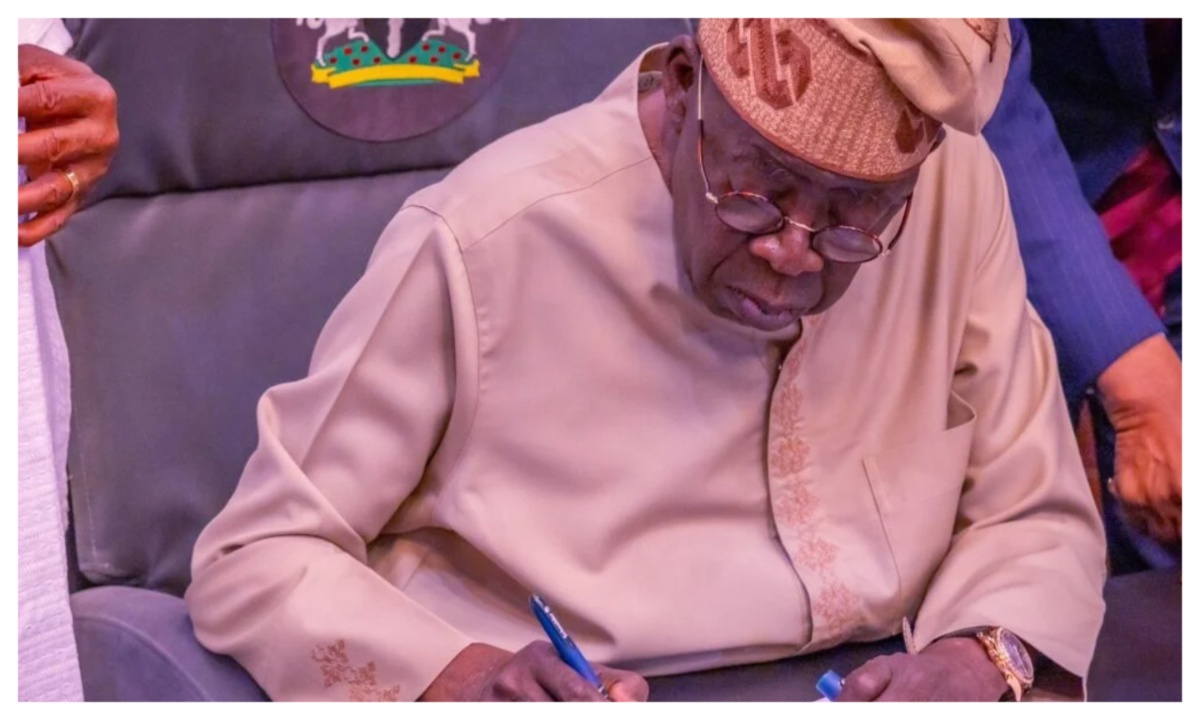 Bola tinubu 1.jpg