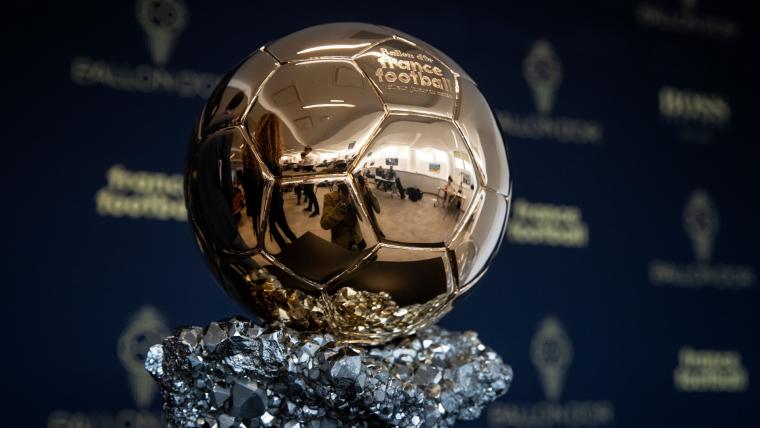Ballon dOr trophy 101222.jpg