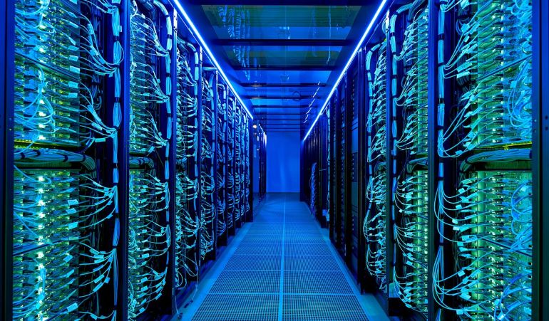 Supercomputer 770x451 1.jpg