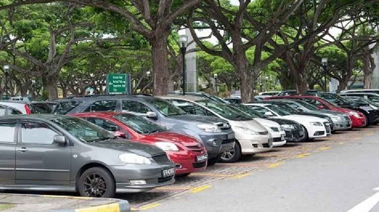 Roadside parking.jpg