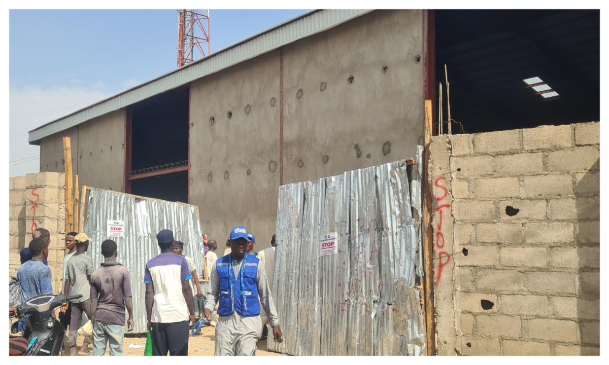 Kano govt seals over 50 illegal structures in city .jpg