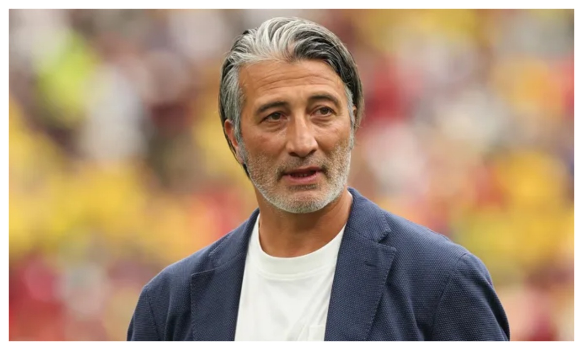 Switzerland coach Yakin.jpg