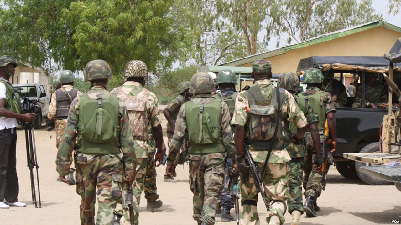 Cabe58df nigerian army training.jpg