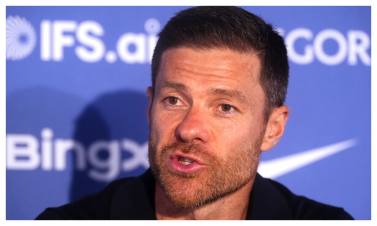 Chelsea boss Xabi Alonso.jpg