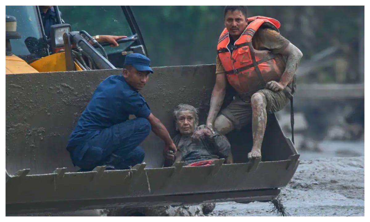 Nepal flood.jpg